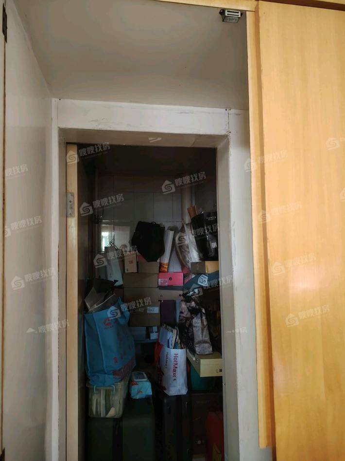 计量所宿舍3室2厅2卫155㎡