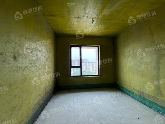 颐和荣盛华府（北区）3室2厅2卫138㎡