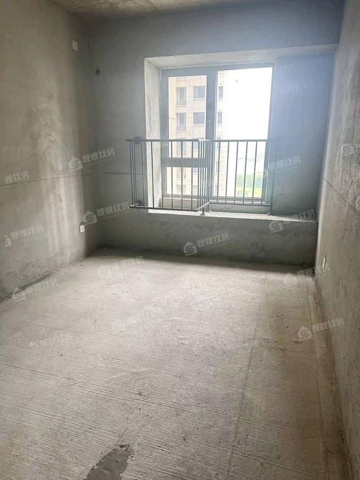 中梁观沧海3室2厅2卫122㎡