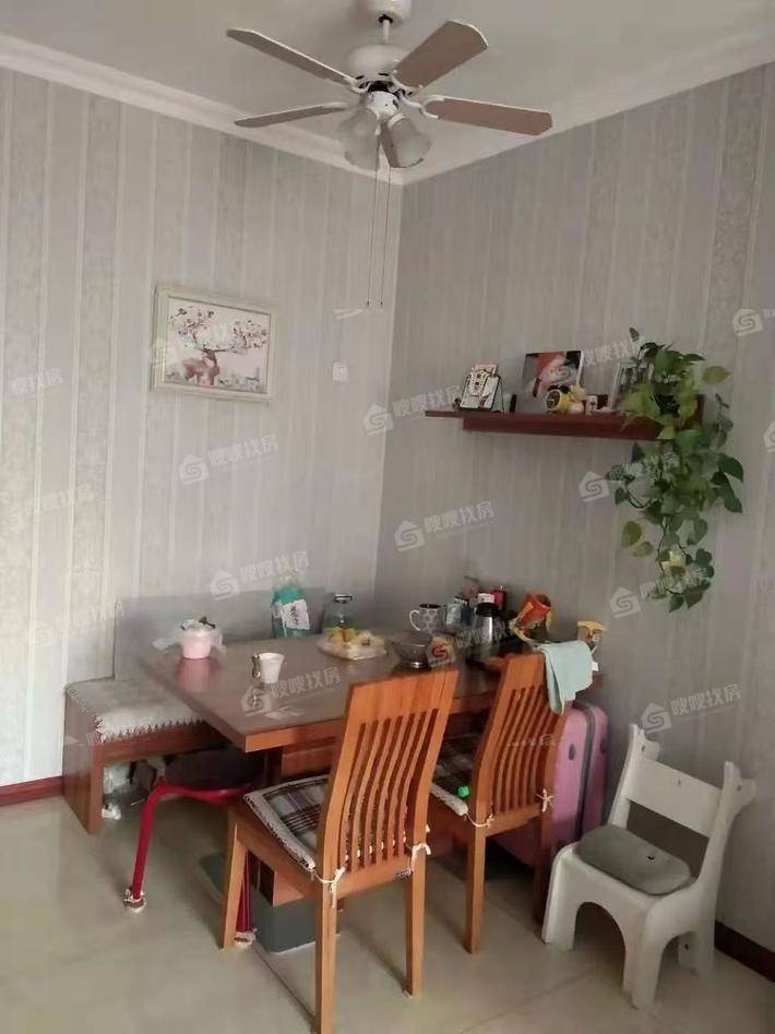 皇家壹里（B区）3室2厅2卫92㎡