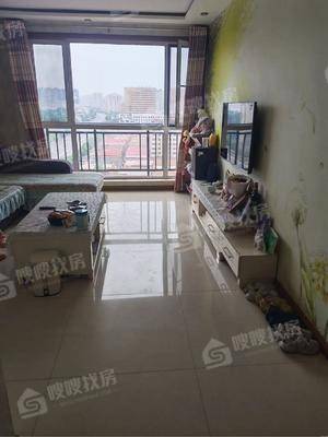 万泰丽景东区3室1厅2卫96㎡
