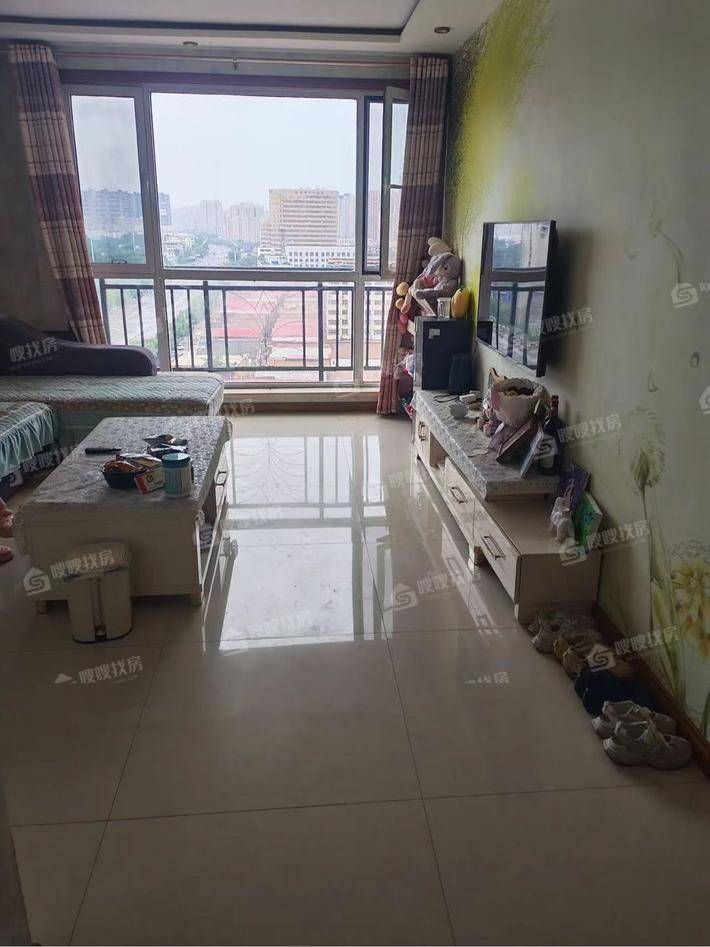 万泰丽景东区3室1厅2卫96㎡