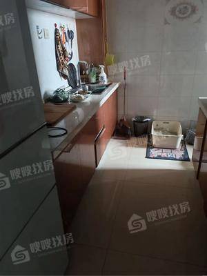 万泰丽景东区3室1厅2卫96㎡