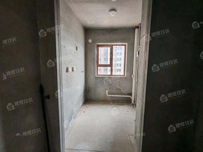 荣盛名邸3室2厅2卫134㎡