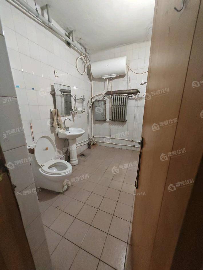 粮局小区3室2厅1卫114㎡