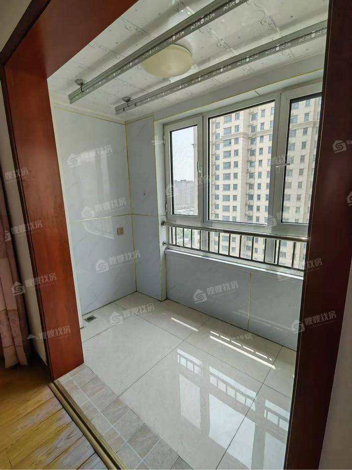 凤凰城（B区）3室2厅2卫116㎡