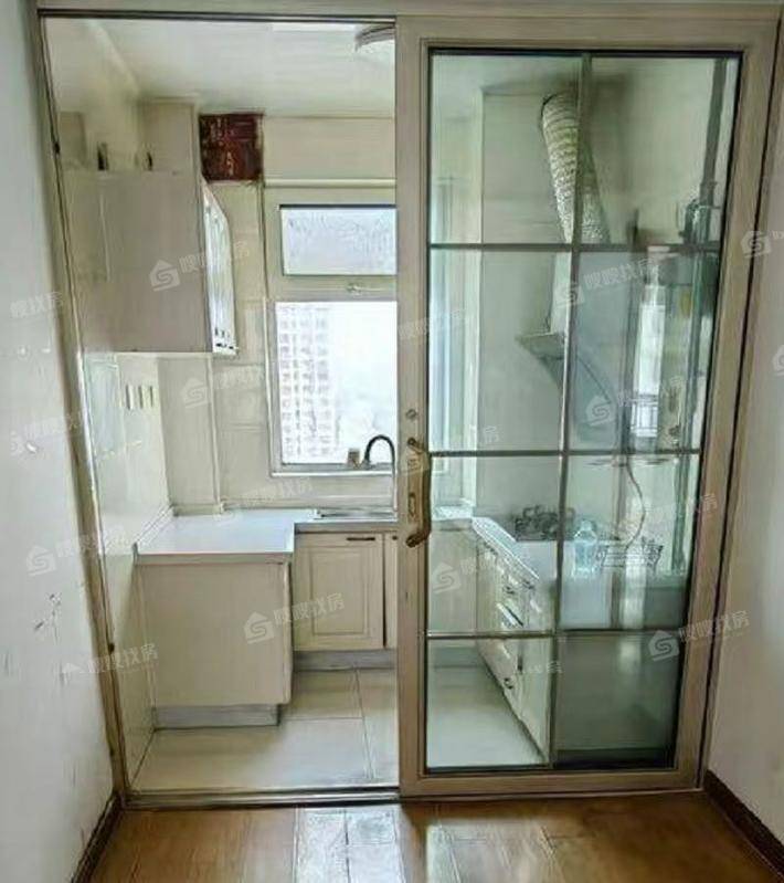 凤凰城（B区）3室2厅2卫116㎡