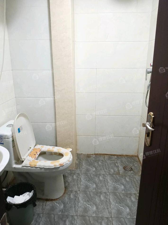 一世界书香华府3室2厅2卫128㎡