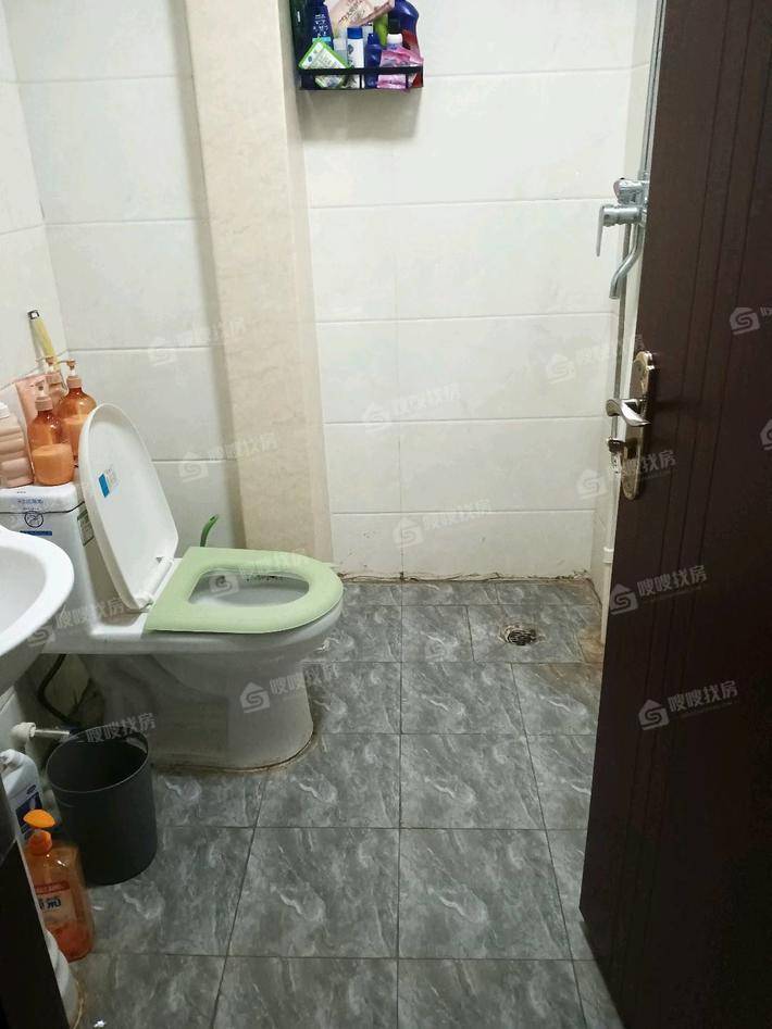一世界书香华府3室2厅2卫128㎡