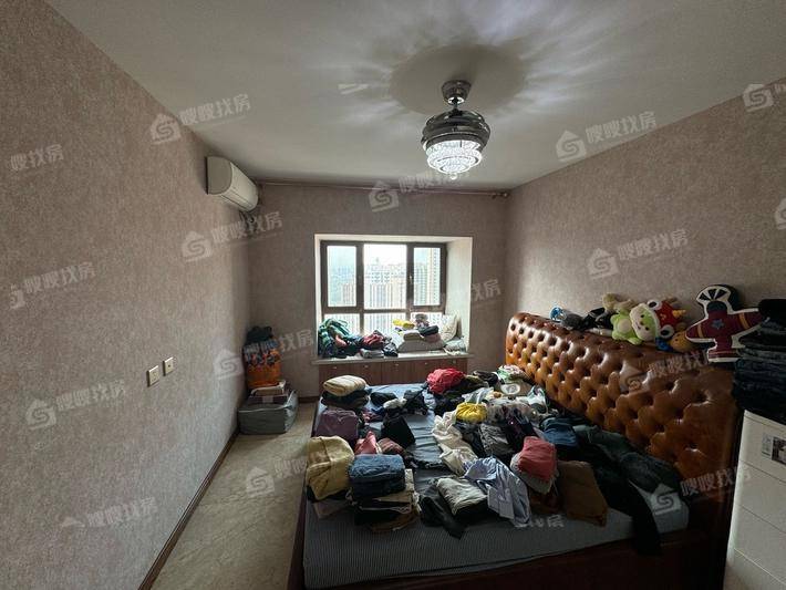 阿尔卡迪亚锦绣天地B区3室2厅2卫125㎡