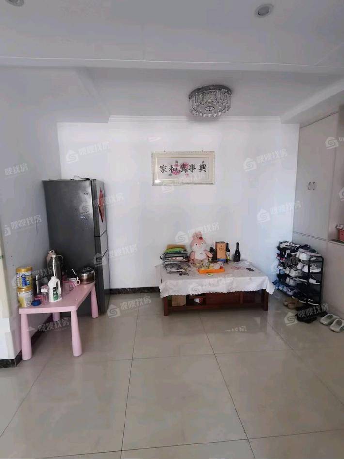 凤凰城（C区）3室2厅2卫135㎡
