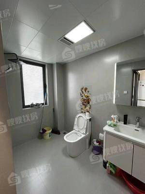 海韵小区中区3室2厅2卫122㎡