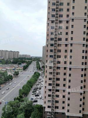 凤凰城（A区）3室2厅2卫136㎡