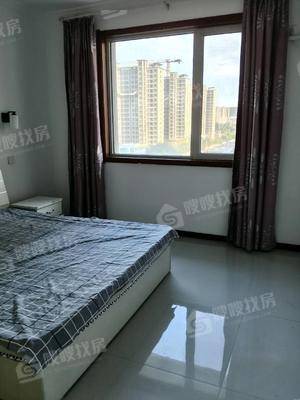 万泰丽景东区3室2厅2卫132㎡