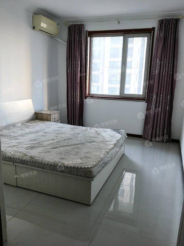 万泰丽景东区3室2厅2卫132㎡