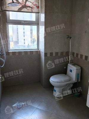 万泰丽景东区3室2厅2卫132㎡