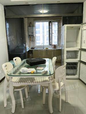 万泰丽景东区3室2厅2卫132㎡