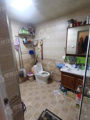 凤凰城（C区）2室2厅1卫95㎡