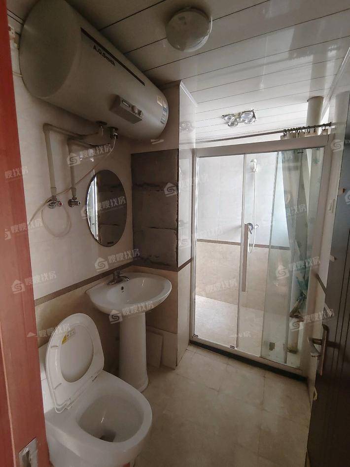 天成首府4室2厅2卫154㎡