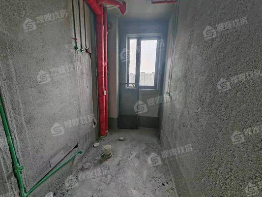 吾悦华府3室2厅2卫123㎡