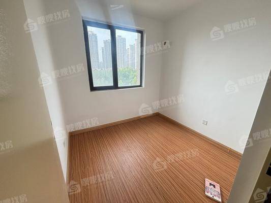 吾悦华府3室2厅2卫122㎡