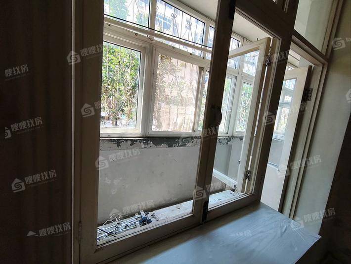 房产家属院（县房管局宿舍）3室2厅1卫93㎡