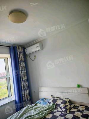 龙岸清华3室2厅2卫121㎡