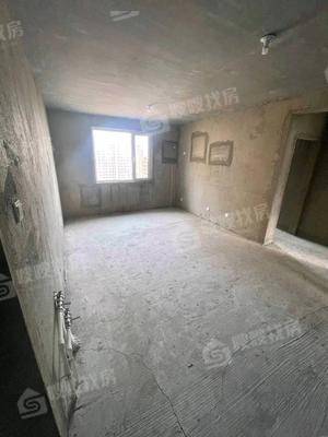 三里家园3室2厅2卫132㎡