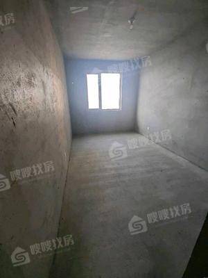 三里家园3室2厅2卫132㎡