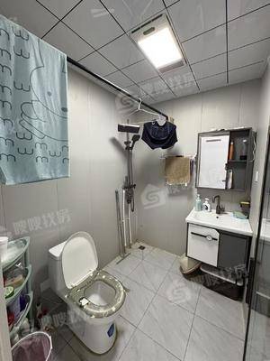 天成和悦名著东区3室2厅2卫115㎡