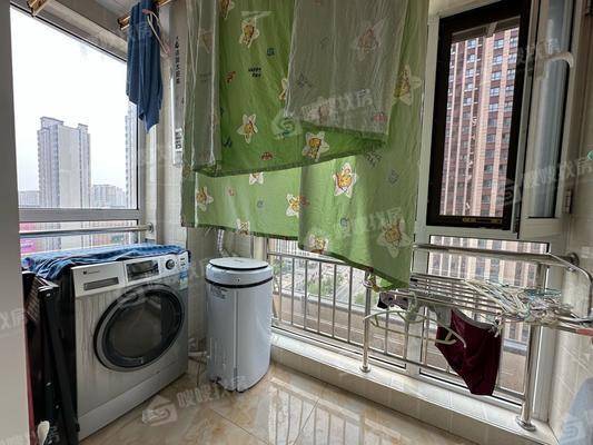 阿尔卡迪亚锦绣天地B区3室2厅1卫84㎡
