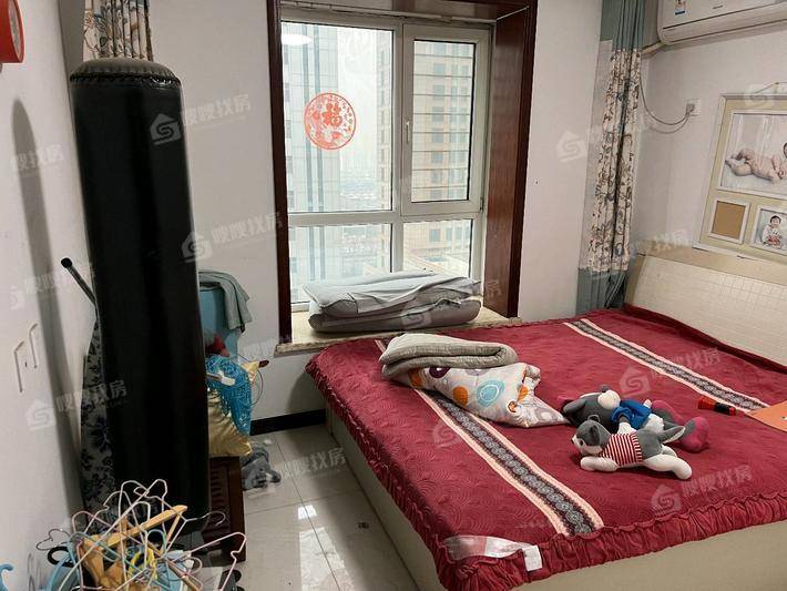 天成首府4室2厅3卫171㎡