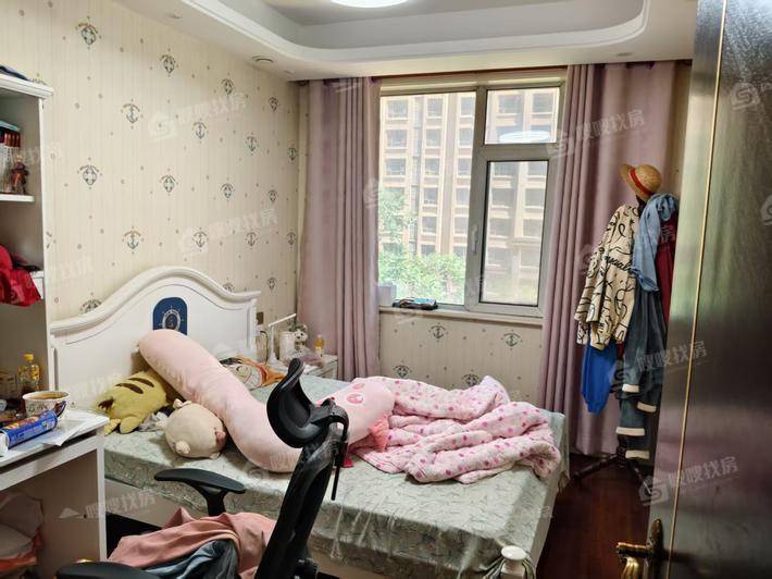 皇家壹里（A区）4室2厅3卫193㎡