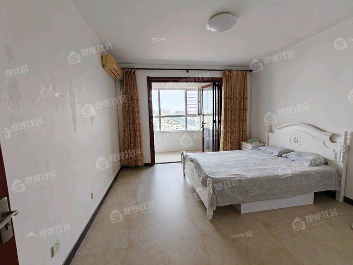 佳苑领域3室2厅2卫141㎡