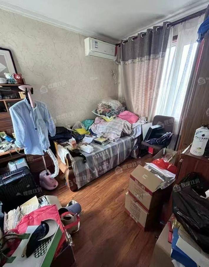 万泰丽景东区3室2厅2卫139㎡
