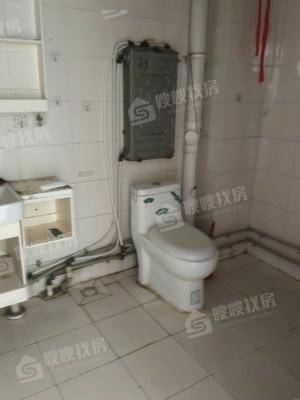 名园小区3室2厅2卫122㎡