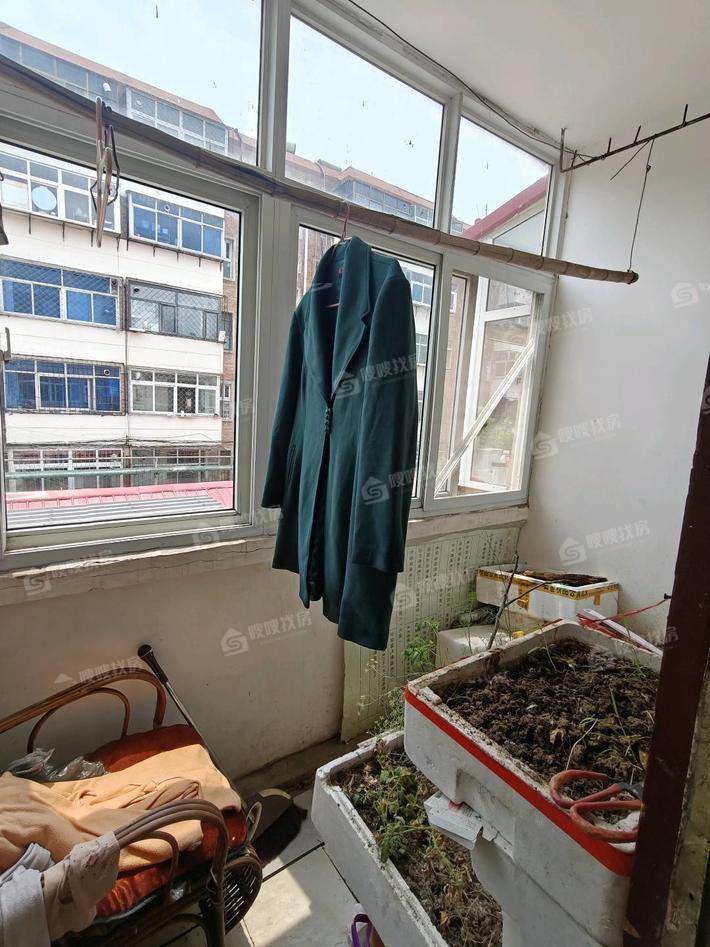 地铁宿舍（千童北大道）3室1厅1卫84㎡