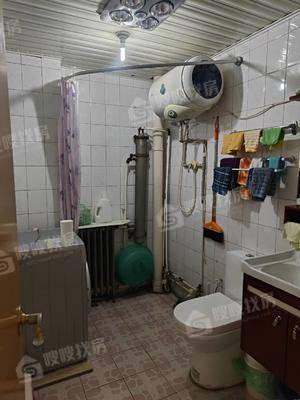 调料厂宿舍3室2厅1卫100㎡
