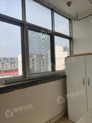 调料厂宿舍3室2厅1卫100㎡