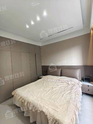 天成玉玺台二期3室2厅2卫126㎡