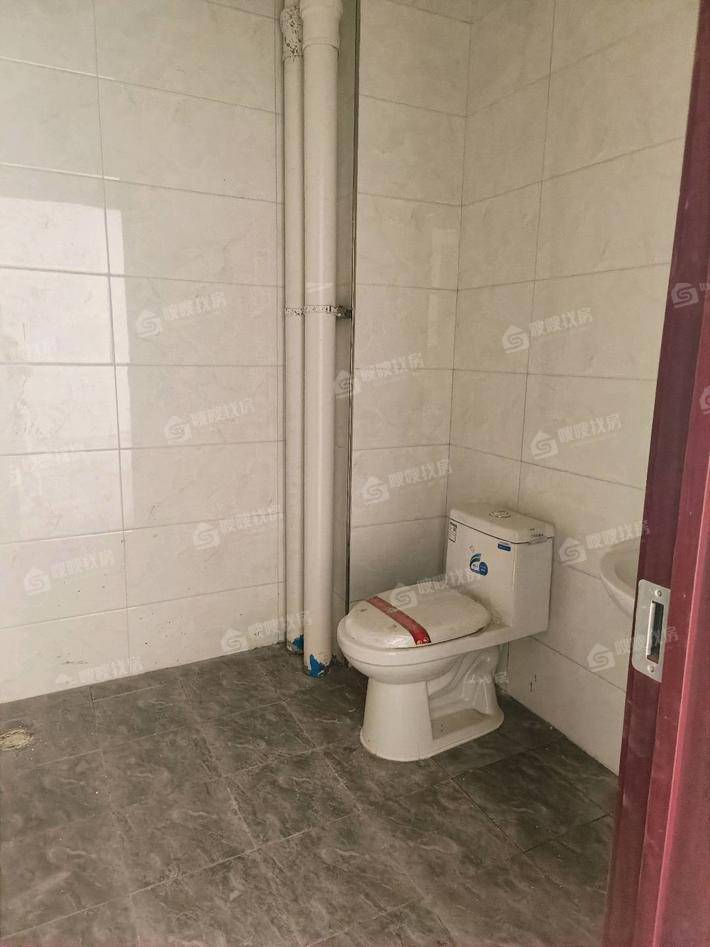 一世界书香华府3室2厅1卫123㎡