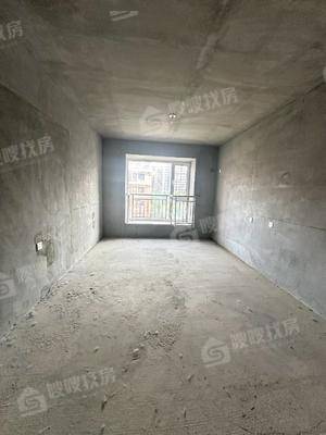 天成名著三期3室2厅2卫139㎡