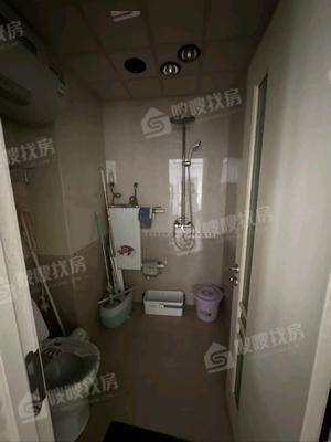 天成郡府东区3室2厅2卫138㎡