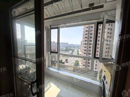 凤凰城（A区）3室2厅2卫136㎡