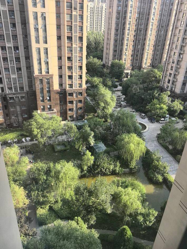 皇家壹里（C区）3室2厅1卫115㎡