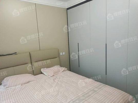 吾悦华府3室2厅2卫124㎡