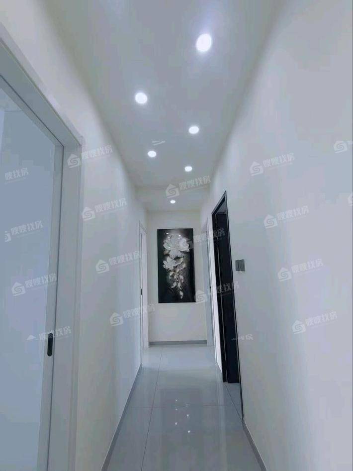 荣盛名邸3室2厅2卫128㎡