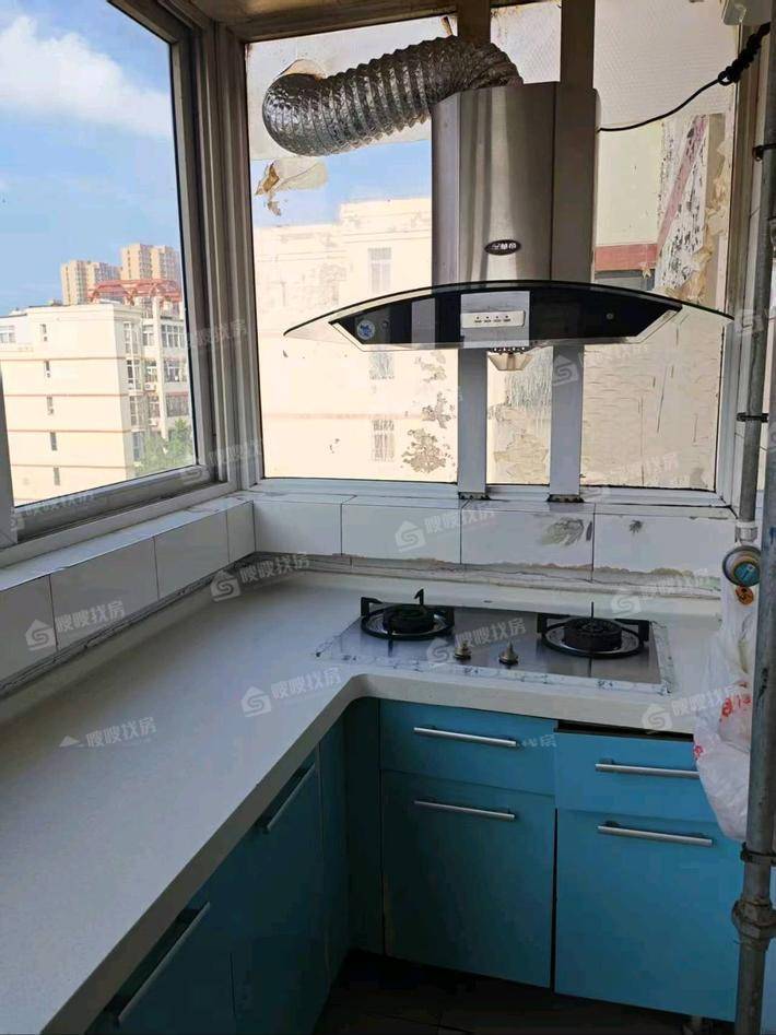恒顺花园3室2厅2卫129㎡