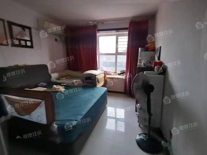 紫御华府3室2厅2卫120㎡