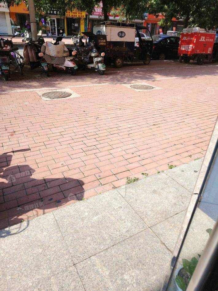 阿尔卡迪亚锦绣天地B区2室2厅1卫81㎡